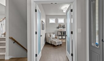 W5553 HOELZEL Way, Appleton, WI 54915