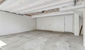 305 Broadstone Dr, Adams Twp., PA 16046