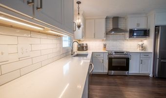 1114 Foxmoor Ln, Ashland, OH 44805