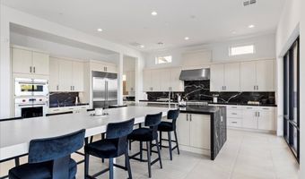 4814 Shady Ridge Dr, Las Vegas, NV 89135