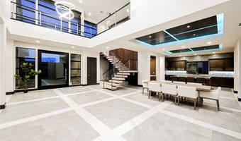 94 Glade Hollow Dr, Las Vegas, NV 89135