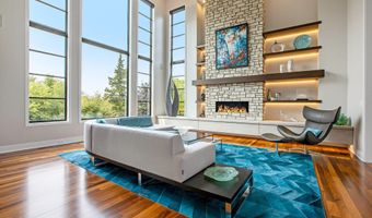 307 Windy Crest Dr, Ann Arbor, MI 48105