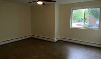 21 Clarks Rd #204, Amesbury, MA 01913