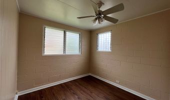 718 Hoawa St A, Honolulu, HI 96826