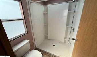 520 Moyer Ave, Alma, MI 48801