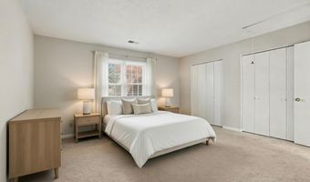 34 Summercreek Dr, Spartanburg, SC 29307