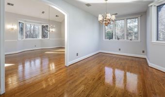2018 SWAN Ter, Alexandria, VA 22307