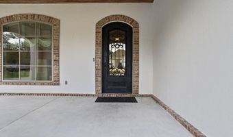 1908 Courtney Ln, Biloxi, MS 39532