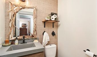885 Kenton Ct, Akron, OH 44313