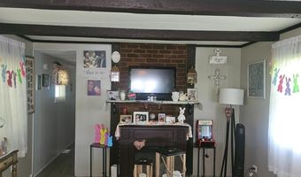 72 Freddie Ave, Avenel, NJ 07001