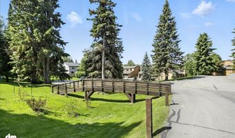 6622 Lakeway Dr, Anchorage, AK 99502
