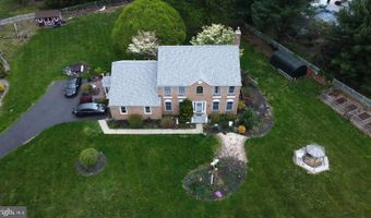 1255 FISHER Dr, Pennsburg, PA 18073