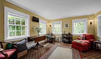 636 Lebrun Rd, Amherst, NY 14226