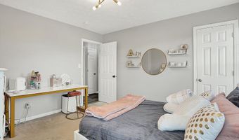 5595 Auburndale Dr, Bargersville, IN 46106