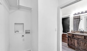 2076 LACY Dr, Cheyenne, WY 82009