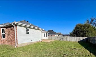 911 SW Cheyenne Dr, Bentonville, AR 72712