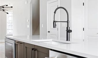 7230 Summit Pl, Alpharetta, GA 30009