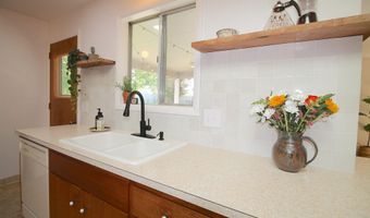 16067 S 10th Ave, Caldwell, ID 83607