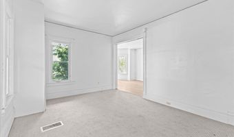 21 Hyde St 1, Burlington, VT 05401
