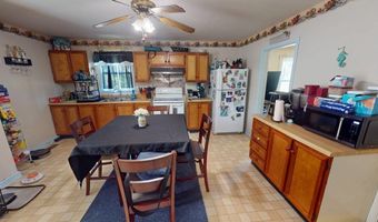 24287 FRONT St, Accomac, VA 23301