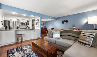 1734 Weatherstone Dr, Ann Arbor, MI 48108
