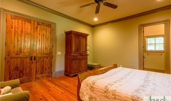 43 River Shoals Dr, Athens, GA 30606