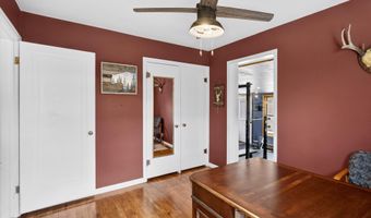 1032 Kingsbury St, Belle Fourche, SD 57717