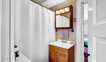 2204 30th St, Bedford, IN 47421