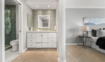 1016 WAYNE St 1007, Arlington, VA 22204