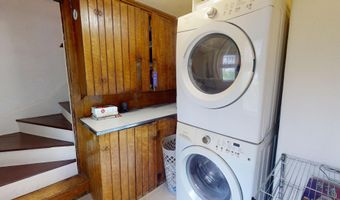 21 Fern St, Bangor, ME 04401