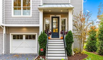 90 E LAKE Dr, Annapolis, MD 21403