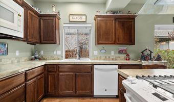 21281 Bellflower Pl, Bend, OR 97702