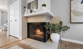 6829 W Maxwell Ln, Boise, ID 83704