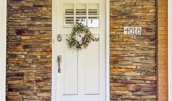 4010 Hiddenbrook Dr, Charlotte, NC 28205