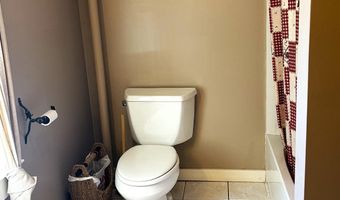 290 WOODS Rd, Abbottstown, PA 17301