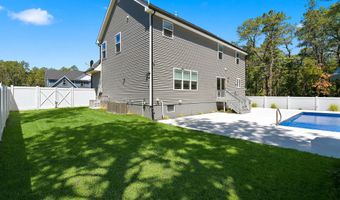 295 Coolidge Ave, Bayville, NJ 08721