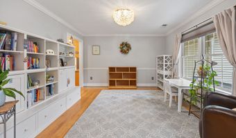 106 Stonecroft Ln, Coventry, CT 06238