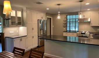 8514 WOODHAVEN Blvd, Bethesda, MD 20817
