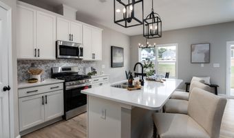 301 Glassmine Trl 48, Aberdeen, NC 28315