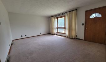 319 S 23rd St, Beatrice, NE 68310