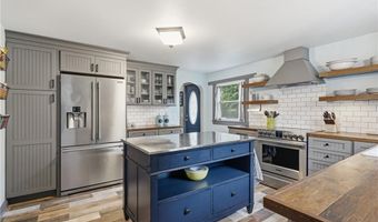 29 Harvest Dr, Coventry, RI 02816