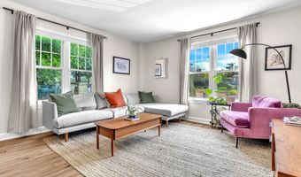 49 Rose St APT 109, Branford, CT 06405