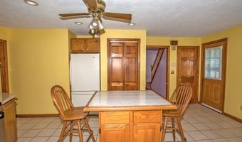 60 S Alhambra Cir, Agawam, MA 01001