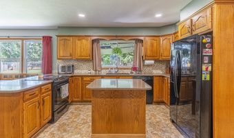 2104 Cedarcrest Ct, Arkansas City, KS 67005