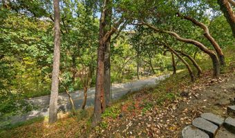 545 Ashland Creek Dr, Ashland, OR 97520