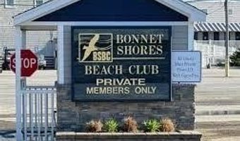 175 Bonnet Point Rd V14, Narragansett, RI 02879
