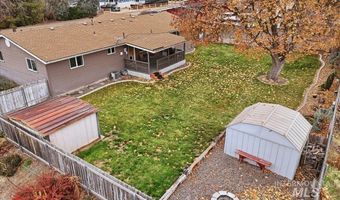 621 E Easy St, Caldwell, ID 83605