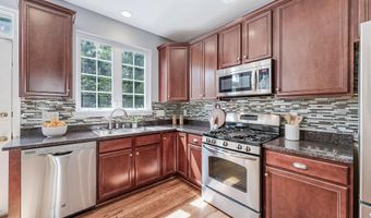 20404 TRAILS END Ter, Ashburn, VA 20147
