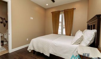 1709 W Riverside Dr, Carlsbad, NM 88220