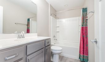 253 Masters Dr, Addison, IL 60101